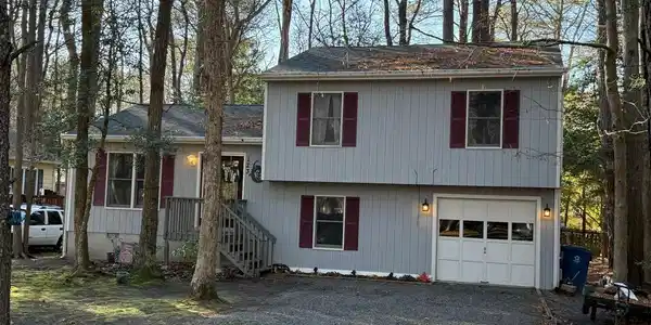 123 CAMELOT CIRCLE