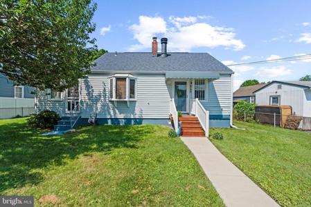 540 WOODLYNN TERRACE