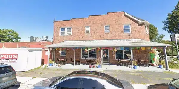100 WILLOW SPRING ROAD