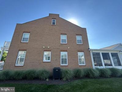 115 GIBSON CIRCLE