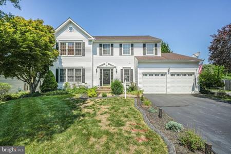 5 FOREST VISTA LANE