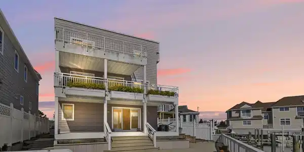 105 HOSPITALITY DRIVE