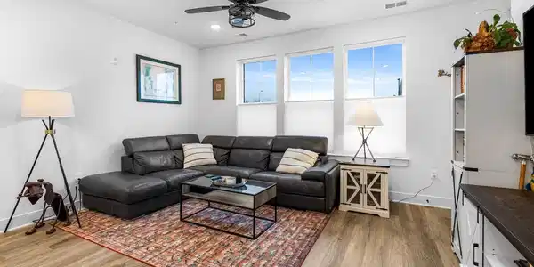 2508 PENINSULA DRIVE