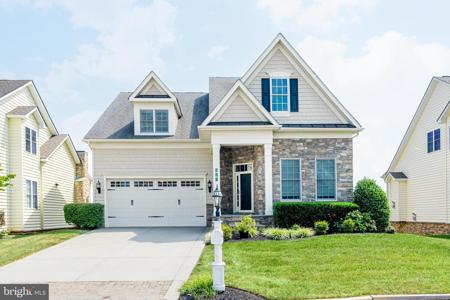 521 RISEN STAR COURT
