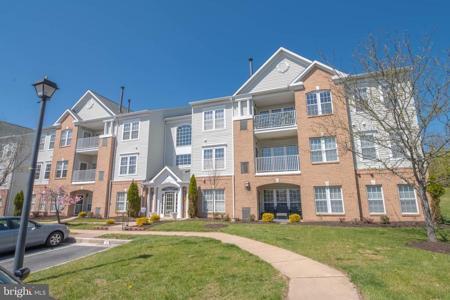 5082 BRIGHTLEAF COURT