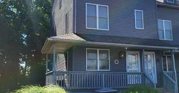 118 EAST ISLES DRIVE
