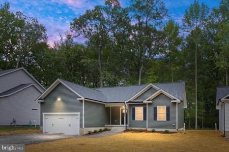 74 ROSE WAY