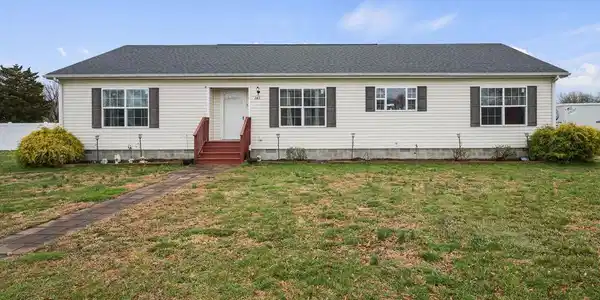 242 SHORTY LANE