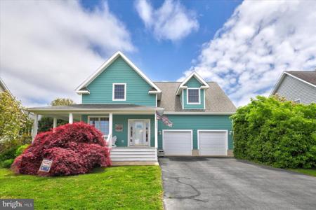 44 DAISEY AVENUE