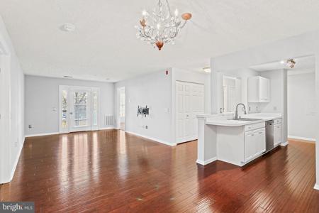 2003 PHILLIPS TERRACE