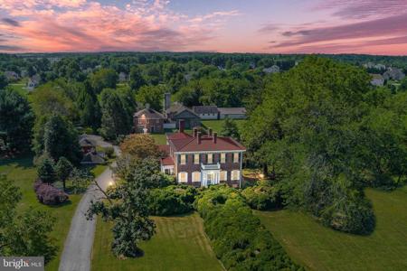 692 BAYVIEW ROAD