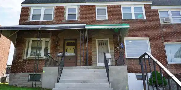 303 ARDEN ROAD
