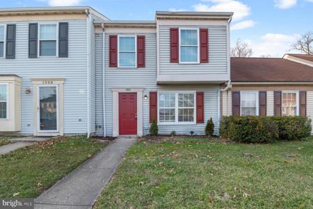 1310 JERVIS SQUARE