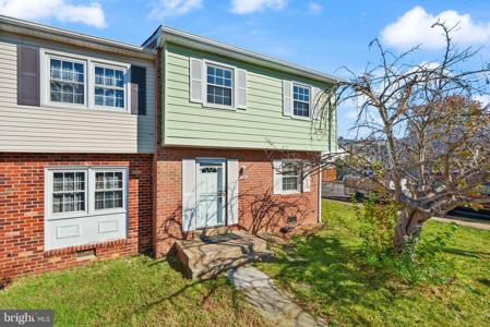 2301 MCCLELLAN COURT