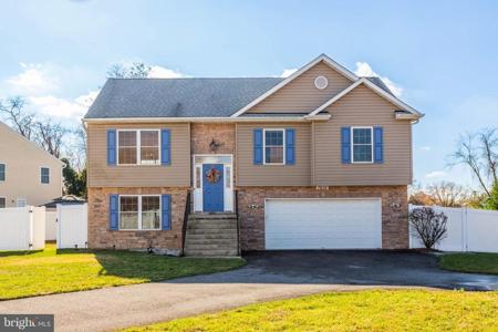 7602 HOWARD ROAD