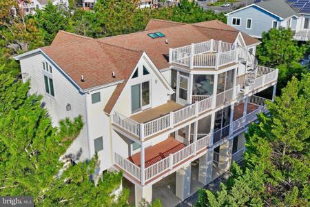 38 SEA SIDE DRIVE