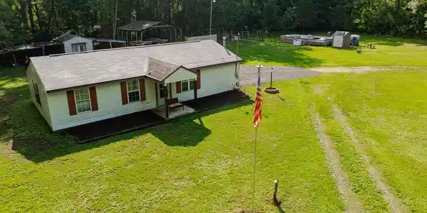 6345 HOOVER LANE