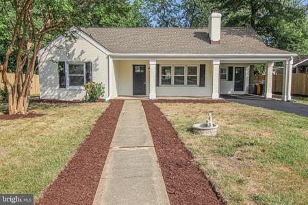 206 SANDSBURY AVENUE
