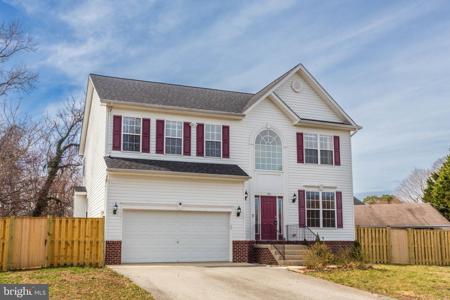 951 FAIRWOOD LANE