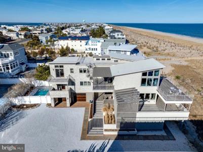 1109-B LONG BEACH BOULEVARD