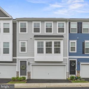 18283 SUMMIT POINTE DRIVE