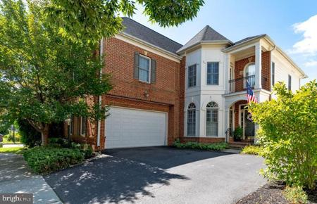 698 BANNEKER LANE