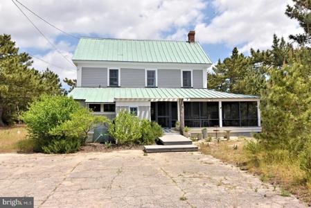 347 BAY AVENUE