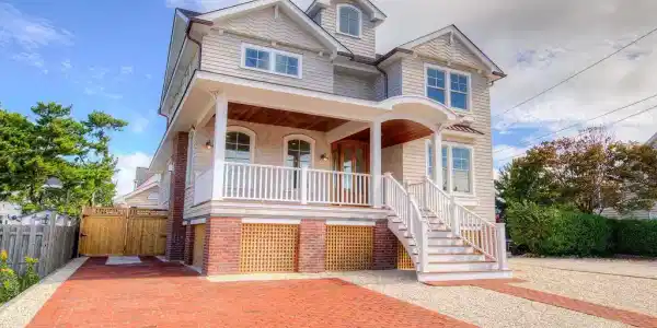 215 AMBER STREET