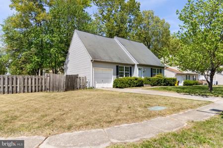 400 PINE WAY DRIVE