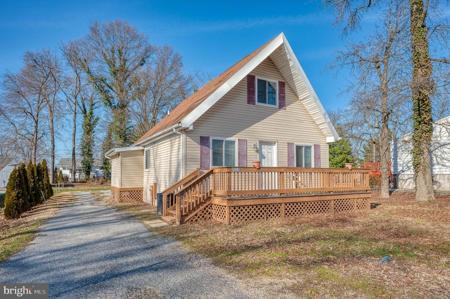 2414B WILLOUGHBY BEACH ROAD