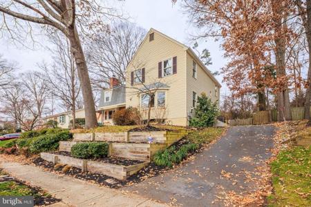 74 STRATFORD DRIVE