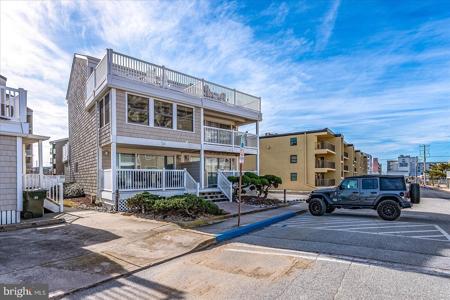 3 47TH STREET