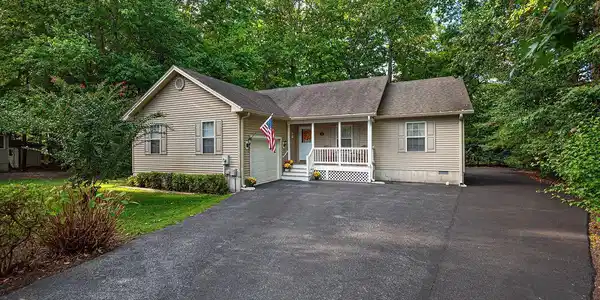 13 STARBOARD COURT