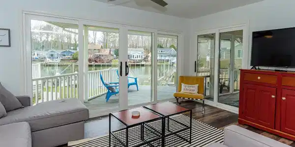 24 WINDJAMMER ROAD
