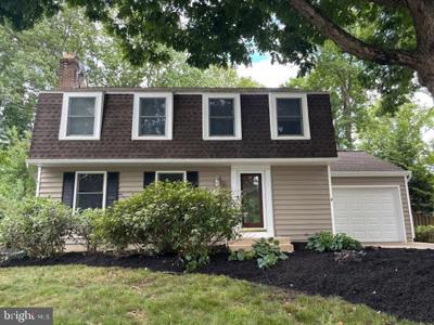 555 BAY GREEN DRIVE