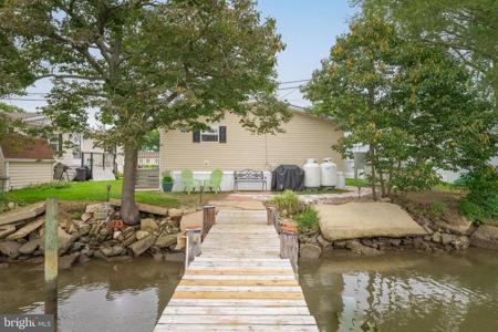30 SHORE RD