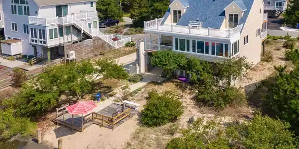 2813 S. BAYSHORE DRIVE DRIVE