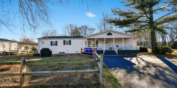 26294 CREEKWOOD CIRCLE