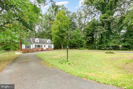 902 PINE ROAD