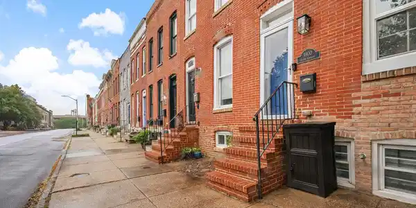 1800 CHARLES STREET