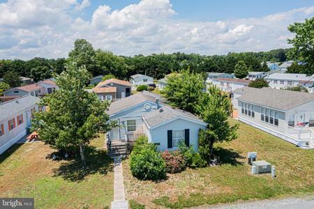 37585 PEAR TREE LANE