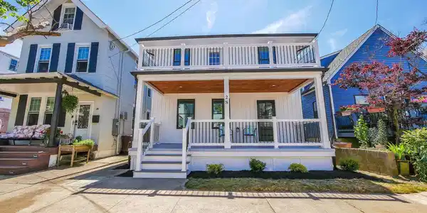 28 N WEYMOUTH AVENUE