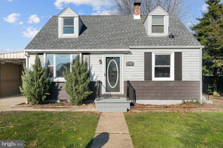 8220 WATERSEDGE ROAD