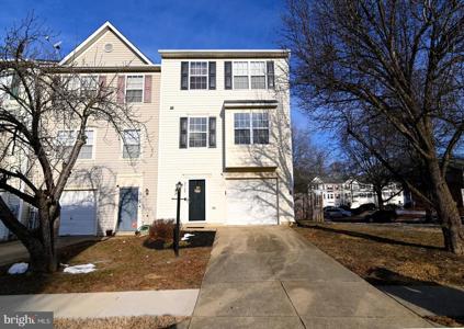 2724 HAMMOCK COURT