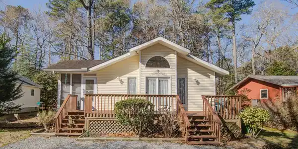 160 SEAFARER LANE