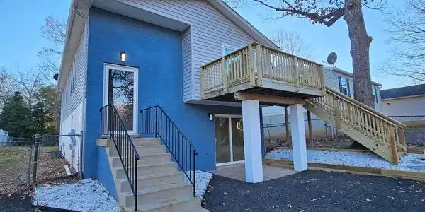 712 WHITE SANDS DRIVE