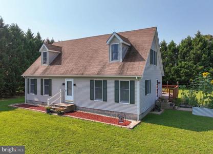9 MEADOW DRIVE