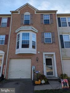 9 MERION CIRCLE