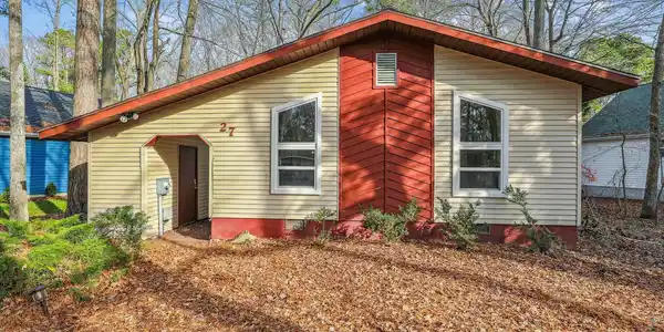 27 ROBIN HOOD TRAIL