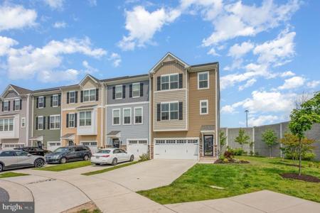 7241 MARTIN FARM CIRCLE